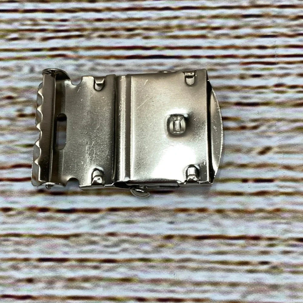 N/A sleek functional